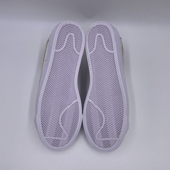 Nike Blazer Low ' 77 White Womens Shoes - Picture 6 of 8